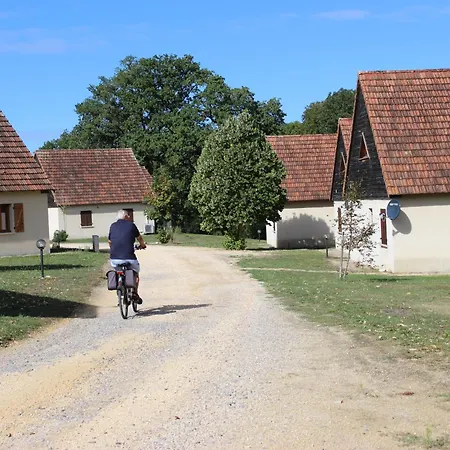 Le Bleu 17 Lacapelle-Marival