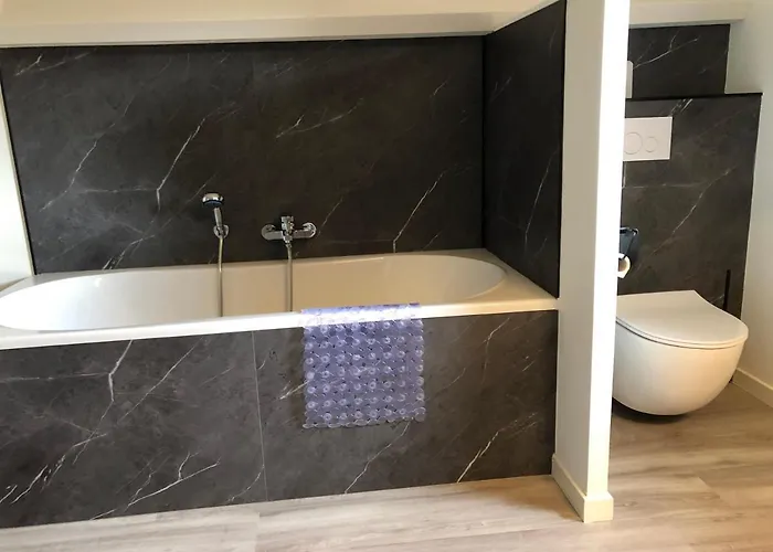 Le Bleu 17 Semesterbostad Lacapelle-Marival