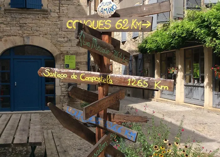 Le Bleu 17 Semesterbostad Lacapelle-Marival