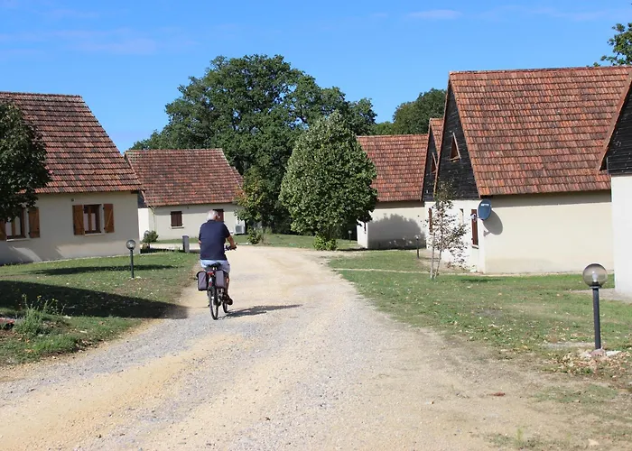 Le Bleu 17 Lacapelle-Marival